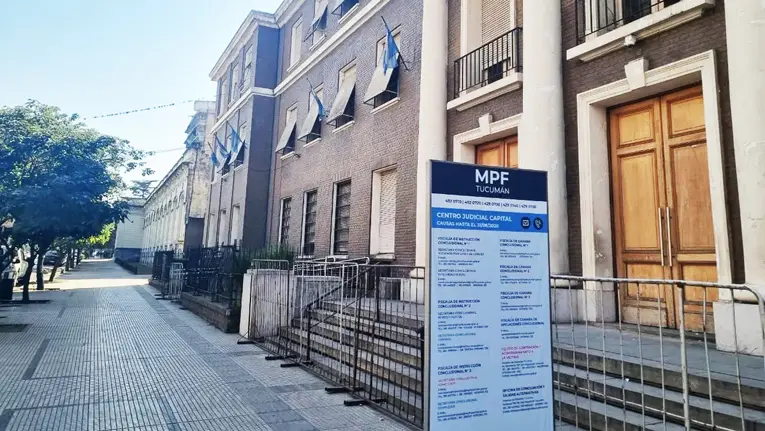 Alquiló un departamento en la zona de la Quinta Agronómica y luego lo desvalijó y lo inundó